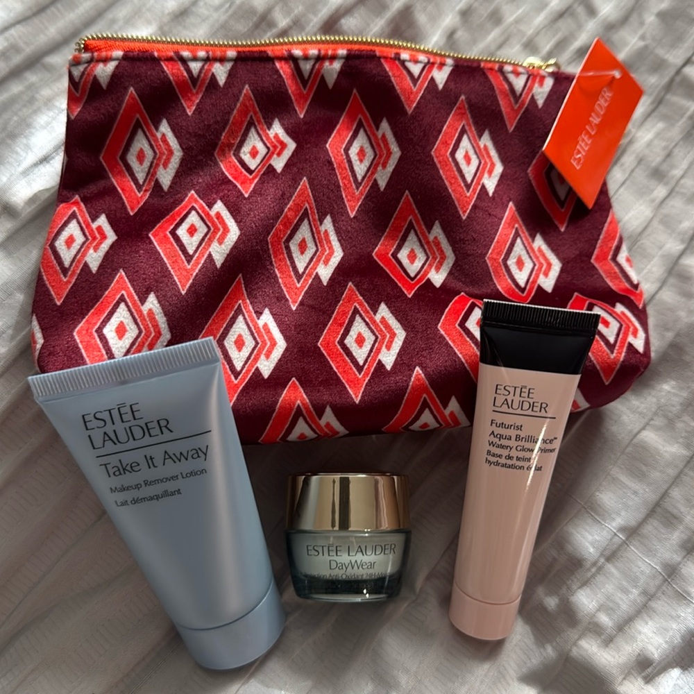 ESTEE LAUDER SET WITH BAG
